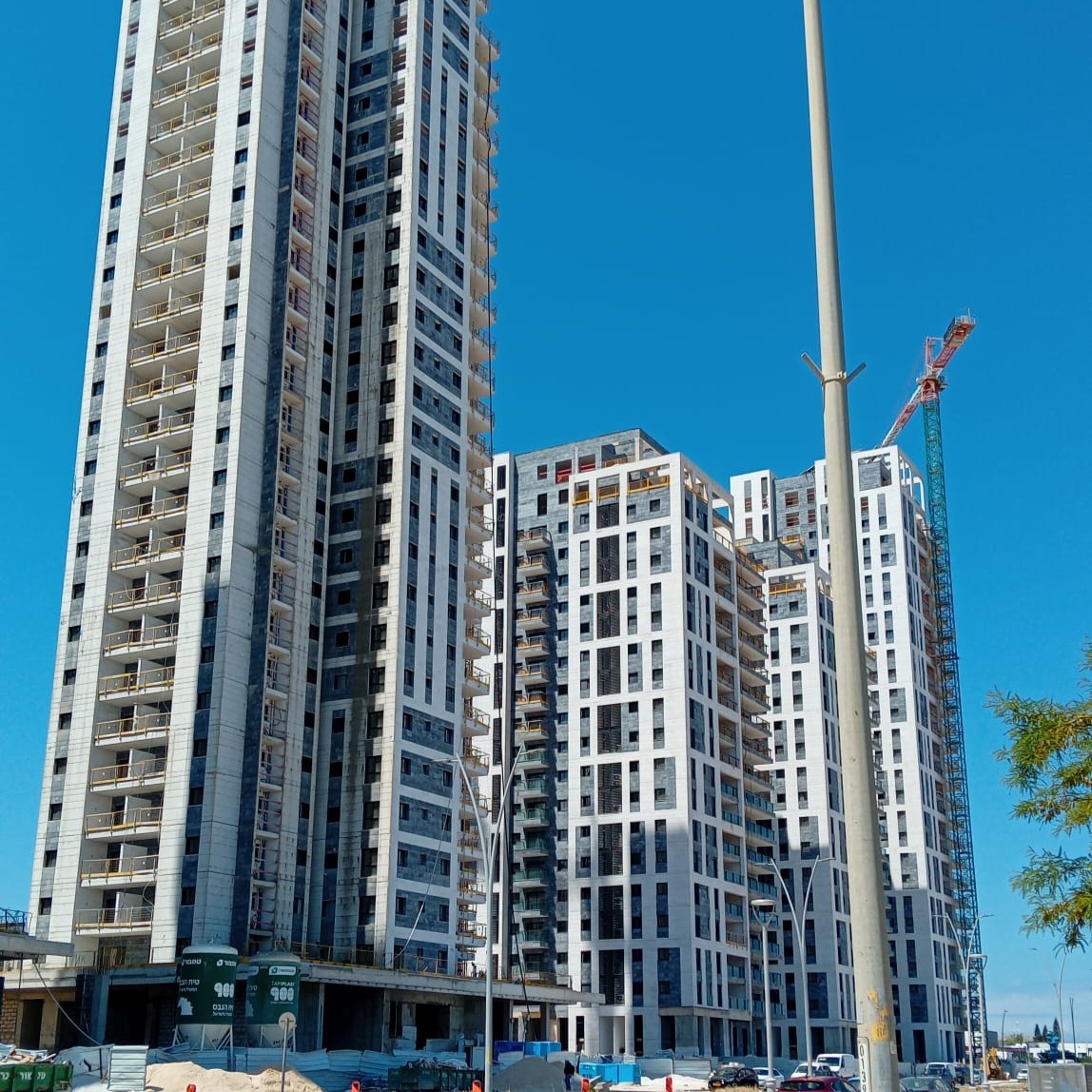 מגרשים 18,19,20 עמרם אברהם